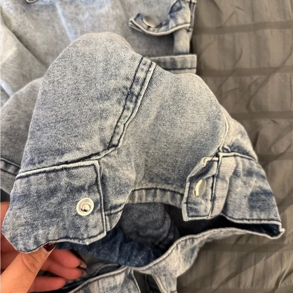 EB Denim Light Wash Wide Leg Cargo Jeans - Picture 6 of 9